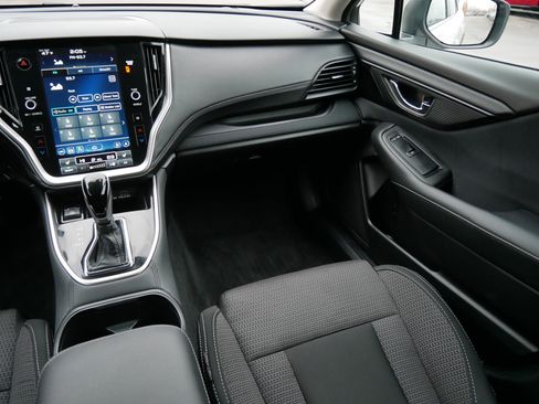 Used 2024 Subaru Outback Premium image 11