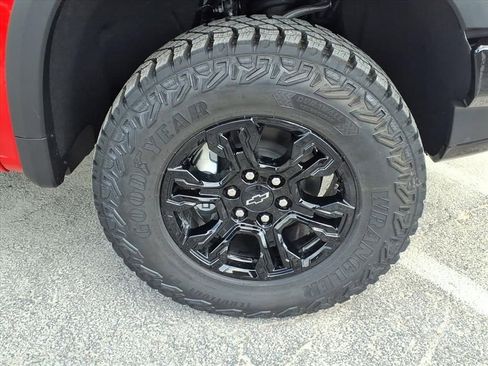 New 2026 Chevrolet Silverado 1500 ZR2 AWD/4WD image 11