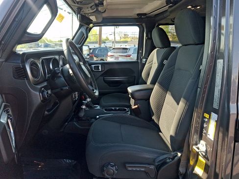 Used 2021 Jeep Wrangler Unlimited Sport AWD/4WD image 15