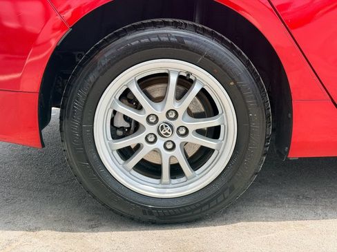 Used 2017 Toyota Prius Two w/ Carpet Mat Package FWD image 27