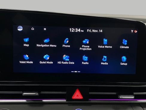 Certified 2024 Hyundai Elantra SEL w/ Convenience Package image 21