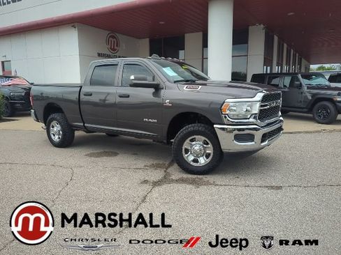Used 2020 RAM 2500 Tradesman AWD/4WD image 1