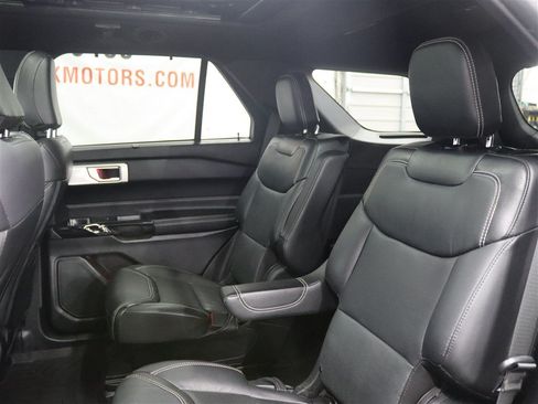 Used 2022 Ford Explorer ST w/ Equipment Group 401A AWD/4WD image 17