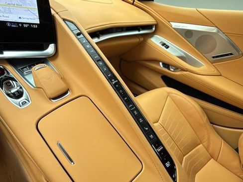 Used 2023 Chevrolet Corvette Stingray Premium Conv w/ Z51 Performance Package image 28