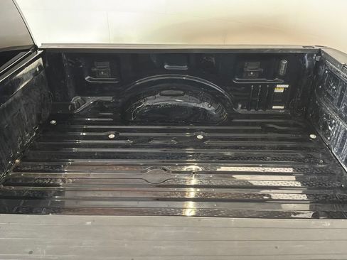 Used 2023 Ford F350 XLT w/ FX4 Off-Road Package AWD/4WD image 15