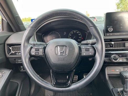 Used 2023 Honda Civic Sport image 16