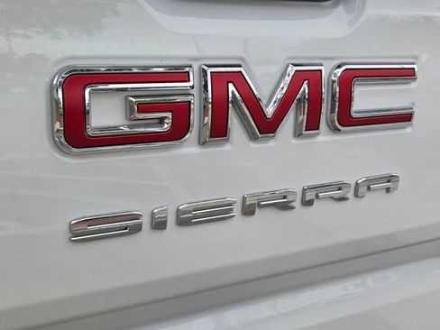 Used 2025 GMC Sierra 1500 Elevation AWD/4WD image 19
