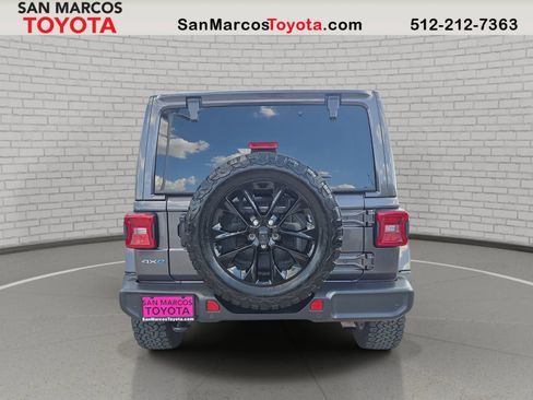 Used 2021 Jeep Wrangler Unlimited Sahara AWD/4WD image 7