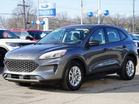 Certified 2022 Ford Escape S image 3