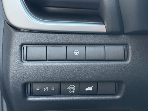 New 2026 Nissan Rogue SV w/ Cold Weather Package AWD/4WD image 14