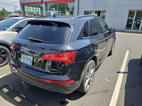 Used 2019 Audi Q5 Prestige w/ Prestige Package AWD/4WD image 4