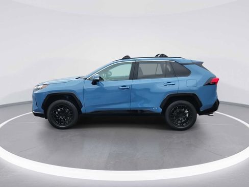 Certified 2022 Toyota RAV4 SE w/ Convenience Package AWD/4WD image 5