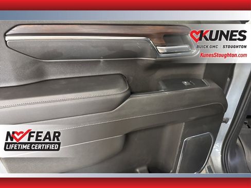 Used 2023 GMC Sierra 1500 SLT w/ SLT Convenience Package image 40