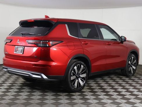 New 2026 Mitsubishi Outlander SE AWD/4WD image 13