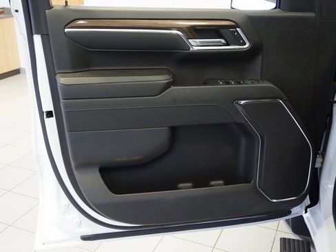 Certified 2024 Chevrolet Silverado 1500 LT image 22