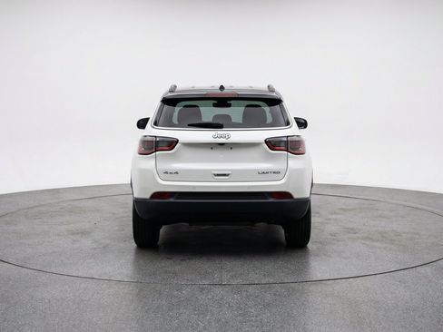 Used 2025 Jeep Compass Limited AWD/4WD image 7