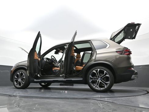 New 2026 BMW X5 xDrive40i image 40