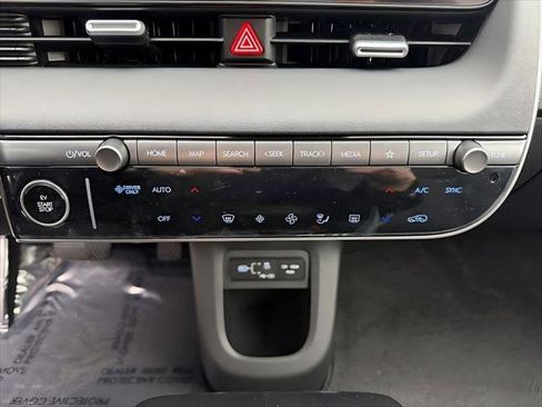 New 2026 Hyundai Ioniq 5 SE AWD/4WD image 23