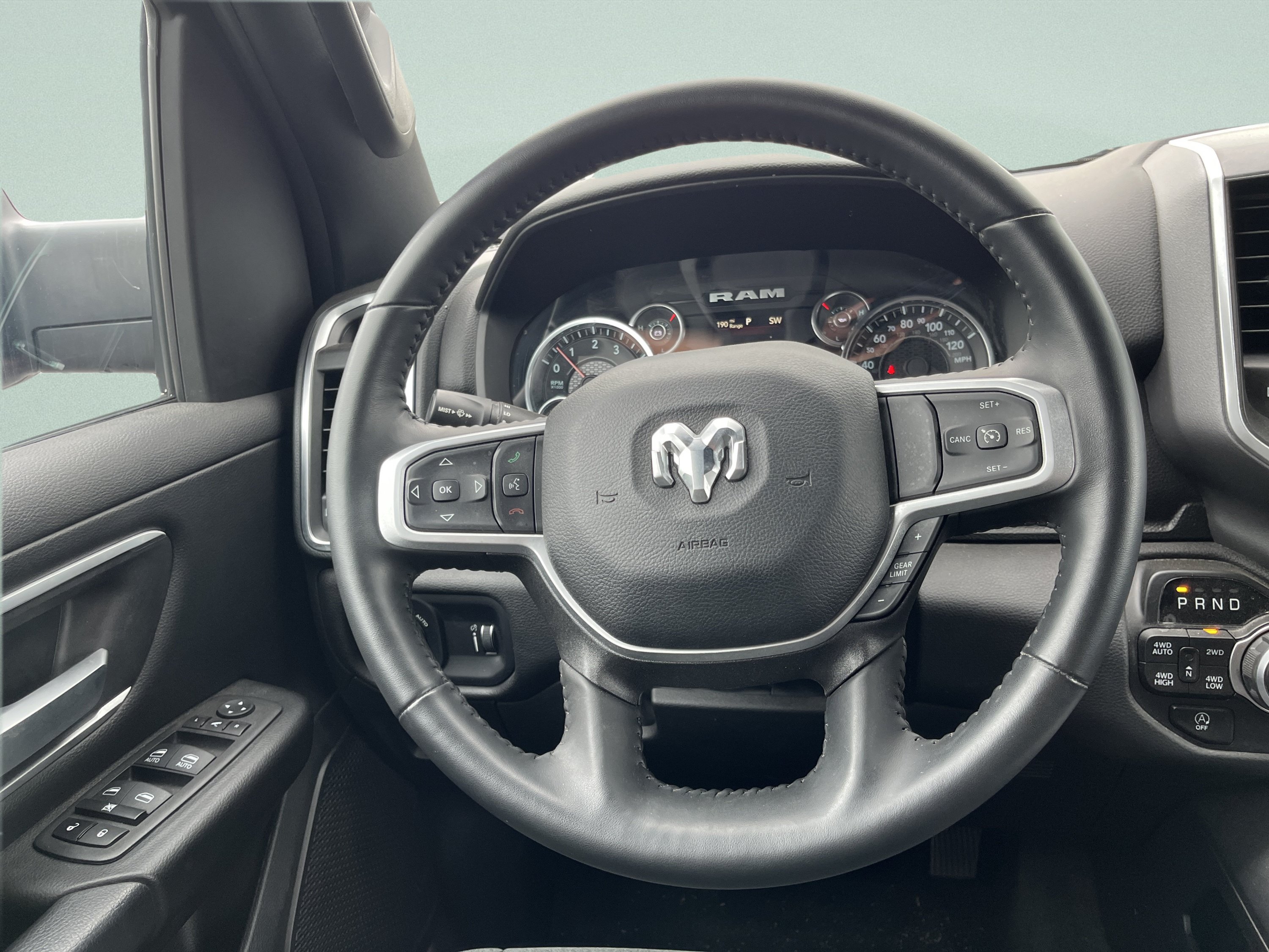 Used 2024 RAM 1500 Big Horn AWD/4WD image 23