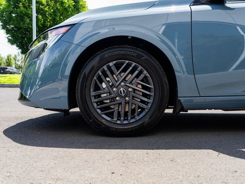 New 2026 Nissan Sentra SV w/ Floor Mat Package FWD image 7