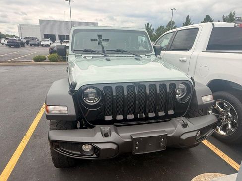 Used 2023 Jeep Wrangler Unlimited Sport AWD/4WD image 3