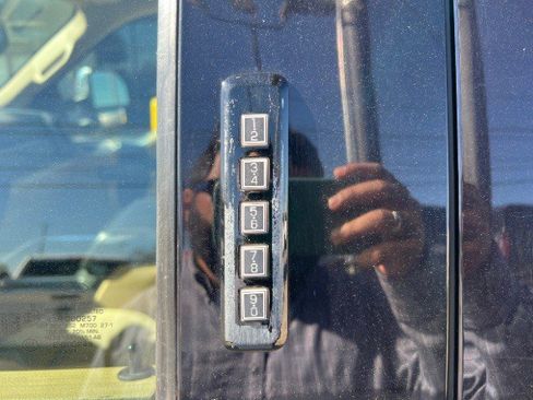 Used 2021 Ford F250 XLT w/ XLT Premium Package image 39