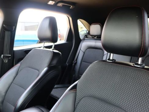 Certified 2025 Ford Escape ST-Line Select AWD/4WD image 17
