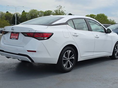 Used 2023 Nissan Sentra SV FWD image 3