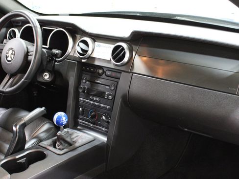 Used 2007 Ford Mustang Shelby GT500 RWD image 10