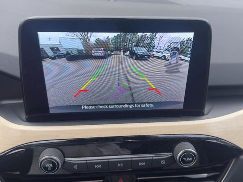 Certified 2022 Ford Escape Titanium w/ Titanium Elite Package image 20