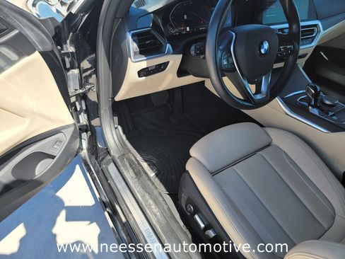 Used 2023 BMW 430i 430i Convertible w/ Premium Package image 14