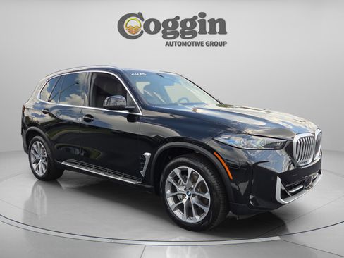 Certified 2025 BMW X5 sDrive40i w/ Climate Comfort Package image 7