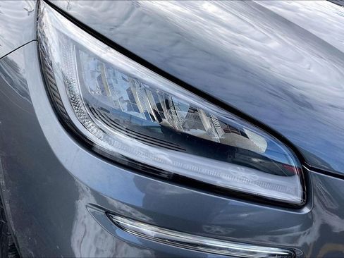 Used 2022 Lincoln Corsair AWD w/ Premium Package image 26