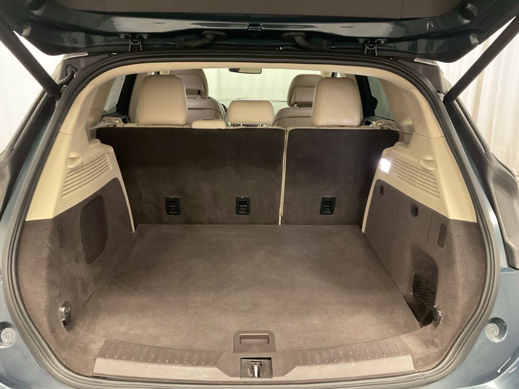 Used 2019 Lincoln MKC Select w/ Select Plus Package AWD/4WD image 9