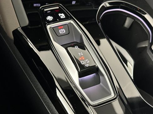 New 2025 Audi Q5 Premium Plus image 21