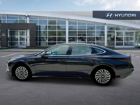New 2026 Hyundai Sonata SEL FWD image 3
