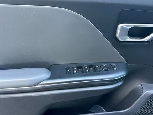 Used 2025 Kia K4 FWD image 10