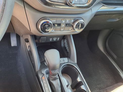 Certified 2022 Chevrolet TrailBlazer LT w/ Convenience Package image 17