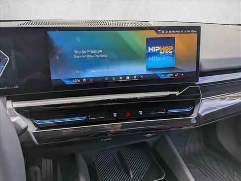 Used 2026 BMW 530i w/ M Sport Package RWD image 19