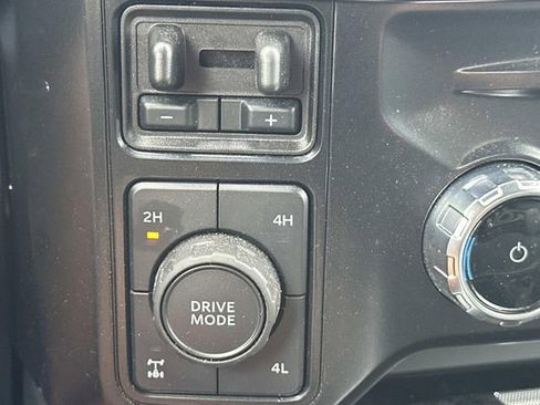 Used 2024 Ford F250 Lariat w/ Sport Appearance Package image 34