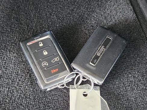 Certified 2023 Jeep Grand Cherokee L Limited AWD/4WD image 34
