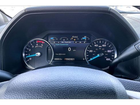 Used 2018 Ford F350 Platinum w/ Platinum Ultimate Package image 15