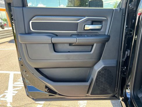 New 2026 RAM 3500 Big Horn AWD/4WD image 27