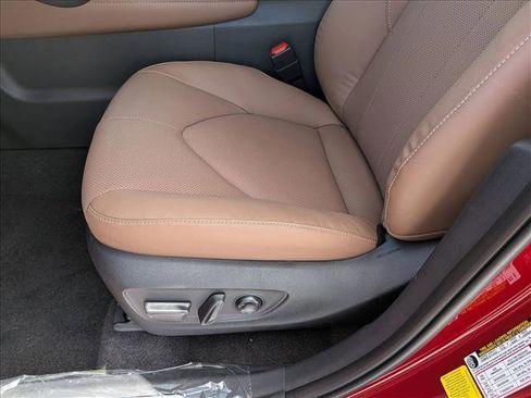 New 2026 Toyota Grand Highlander AWD image 4