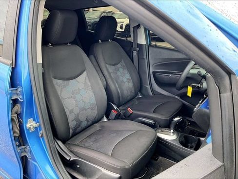 Used 2017 Chevrolet Spark LT FWD image 11