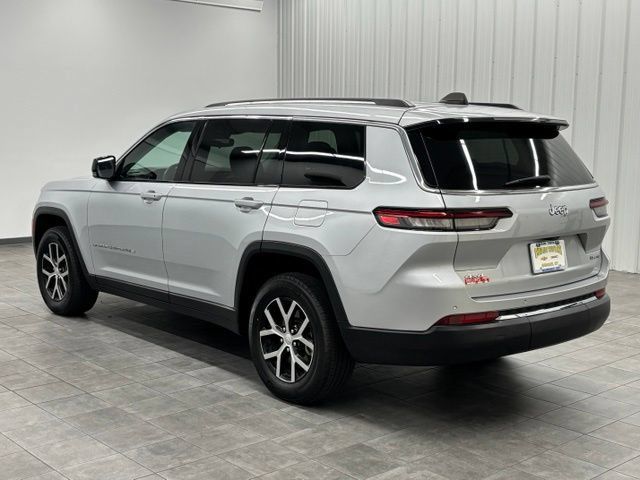 Used 2024 Jeep Grand Cherokee L Limited AWD/4WD image 4