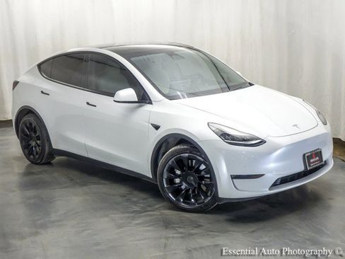Used 2020 Tesla Model Y Long Range image 5