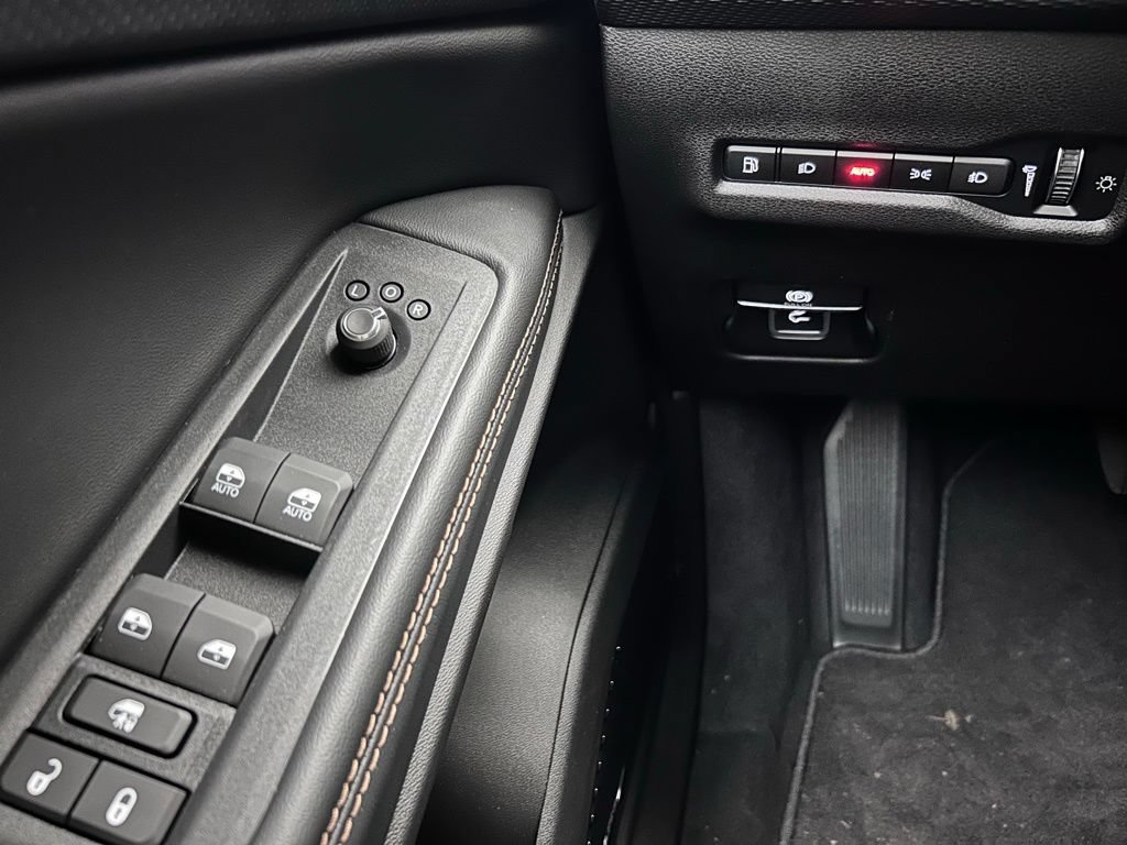 New 2026 Jeep Cherokee Limited AWD/4WD image 19