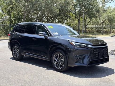 Used 2025 Lexus TX 350 FWD w/ Technology Package image 2
