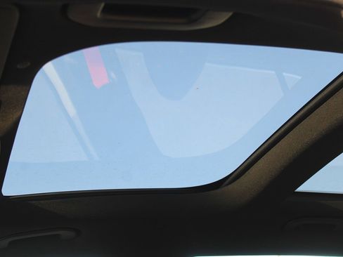 Certified 2025 Mercedes-Benz GLB 35 AMG 4MATIC image 23